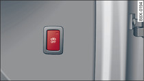Торцевая сторона двери водителя: кнопка контроля салона и противобуксировочного контроля